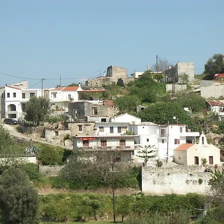 Afroditi Agia Triada